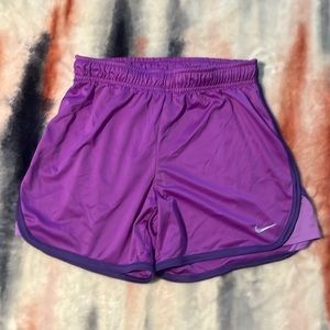 Purple Nike shorts size Girls Youth Large